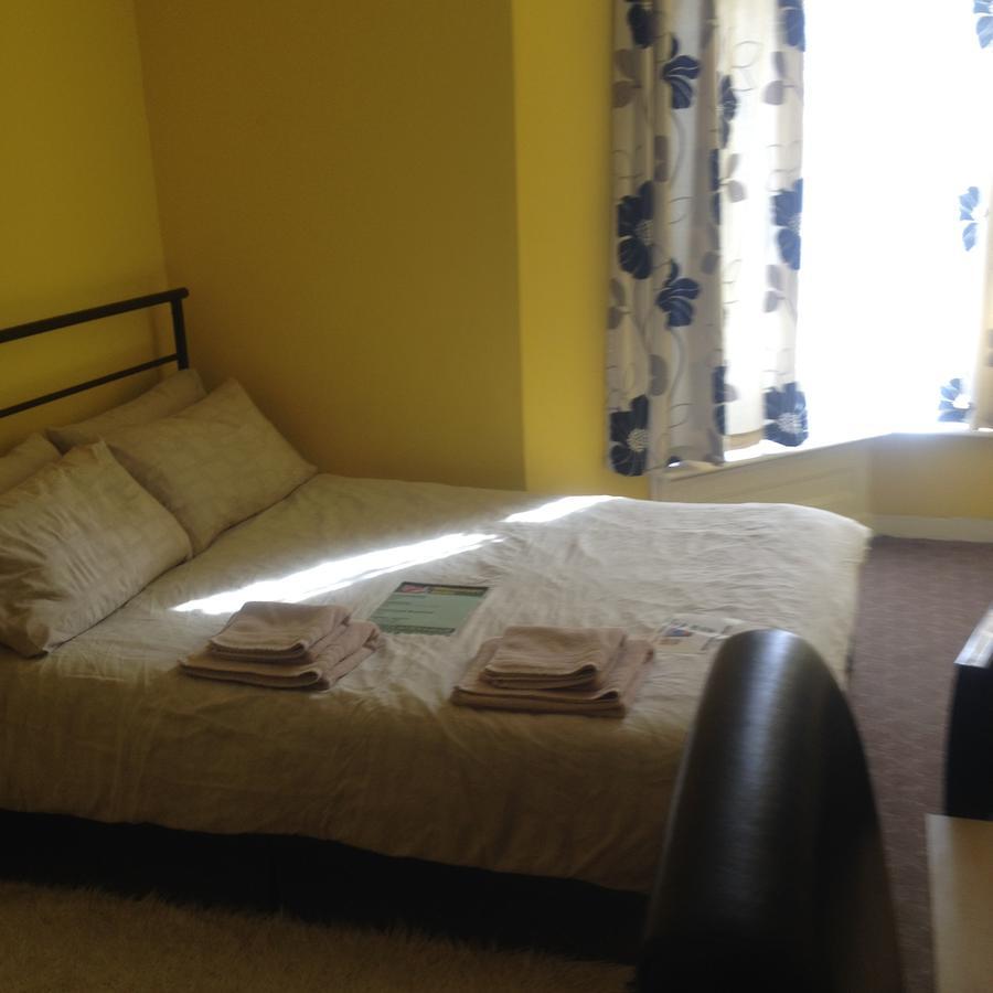 Pier View B&B For Families Blackpool Exterior photo