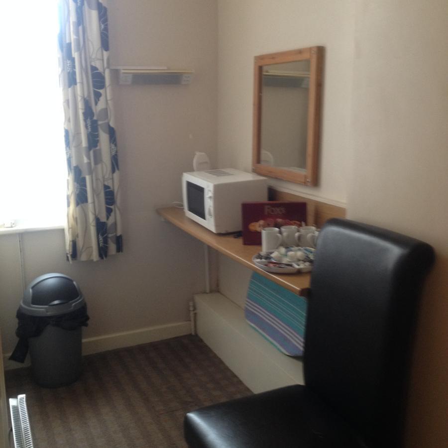 Pier View B&B For Families Blackpool Exterior photo