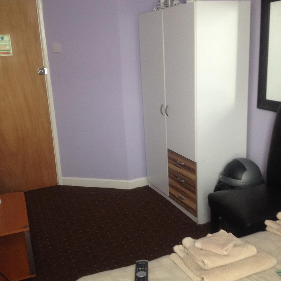 Pier View B&B For Families Blackpool Exterior photo